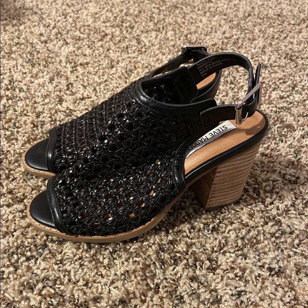 Size 5.5 Steve Madden chunky heels